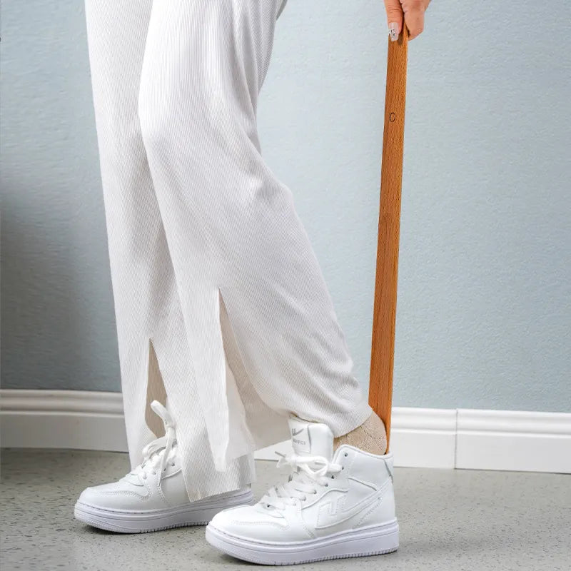 55CM Wooden Handle Magnetic Shoehorn