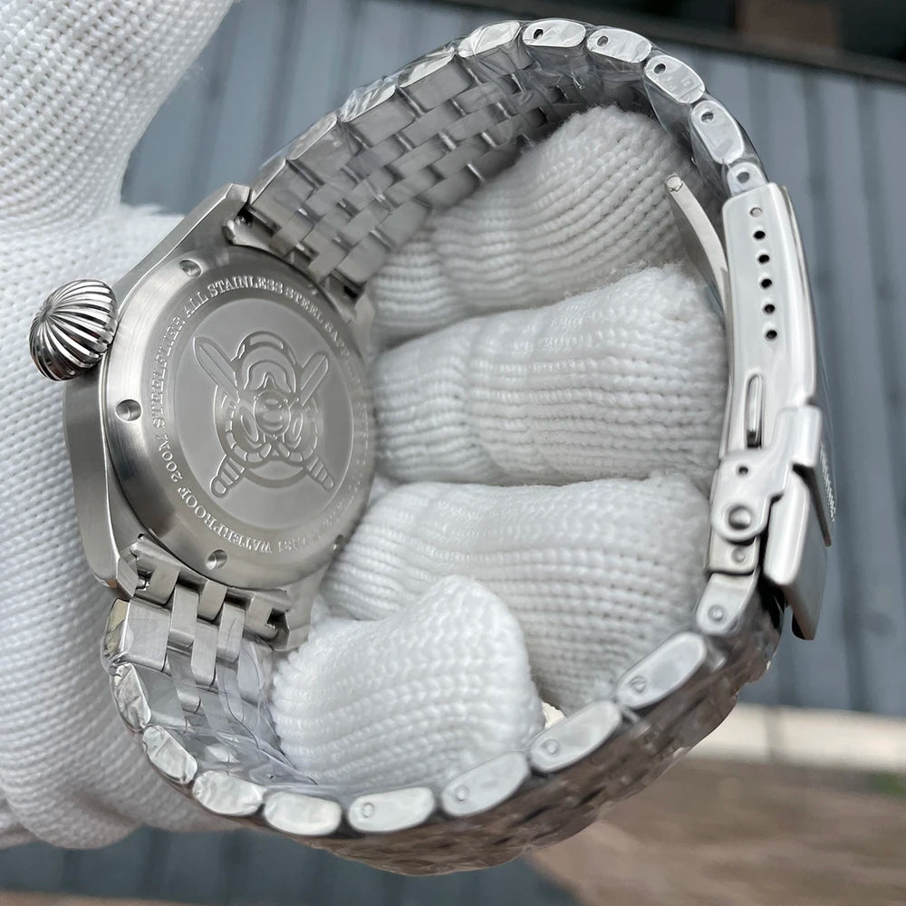 Military Watch Quartz Steel Strap Onion Crown Waterproof Sapphire Crystal Watch