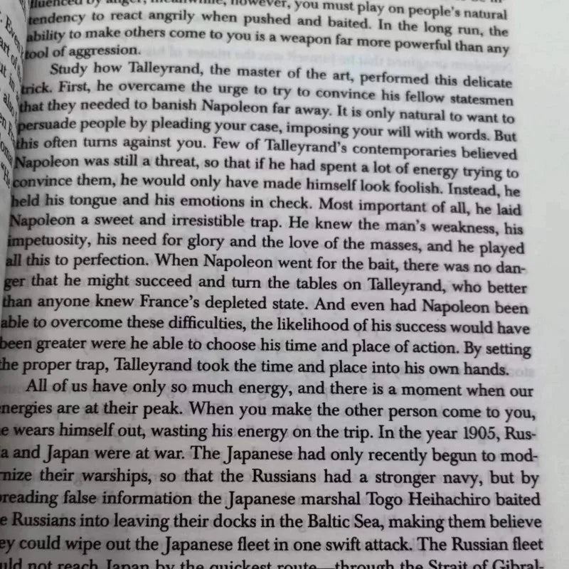 48 Laws of Power by Robert Greene English Book | NEW