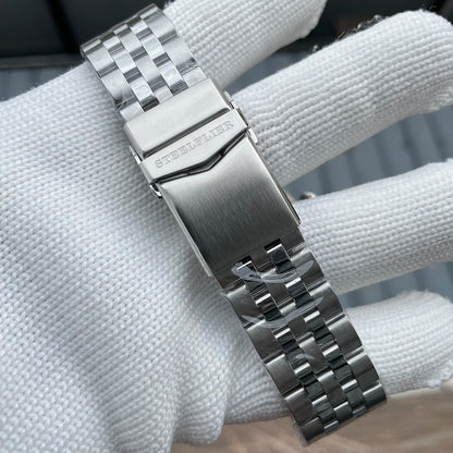 Military Watch Quartz Steel Strap Onion Crown Waterproof Sapphire Crystal Watch